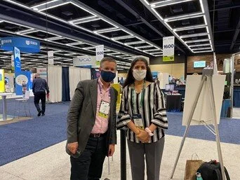 Cirkled In CEO Reetu Gupta with author Jeff Selingo